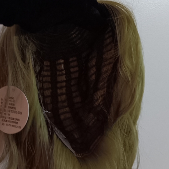 Wig - 16" (NEW) - Picture 8 of 8